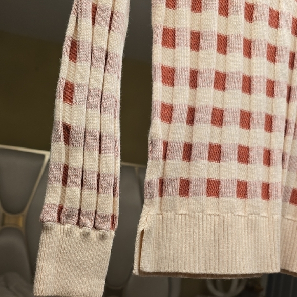 Wool LOFT Cream and Red Checkered Sweater - Picture 4 of 15